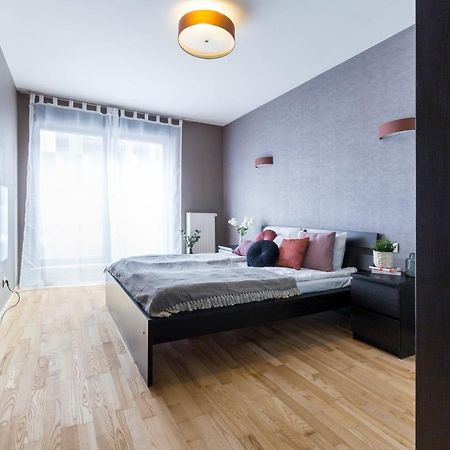 Friendhouse Apartments Angel City Krasków Eksteriør bilde